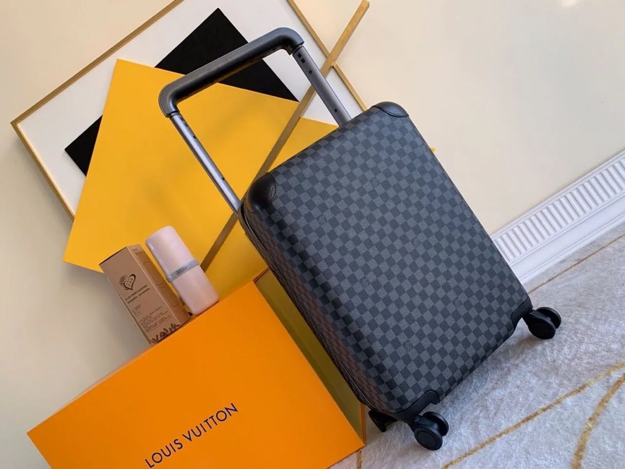Louis Vuitton Horizon 55 Luggage Trolley Damier Graphite Canvas Spring/Summer 2019 Collection N23209 Black