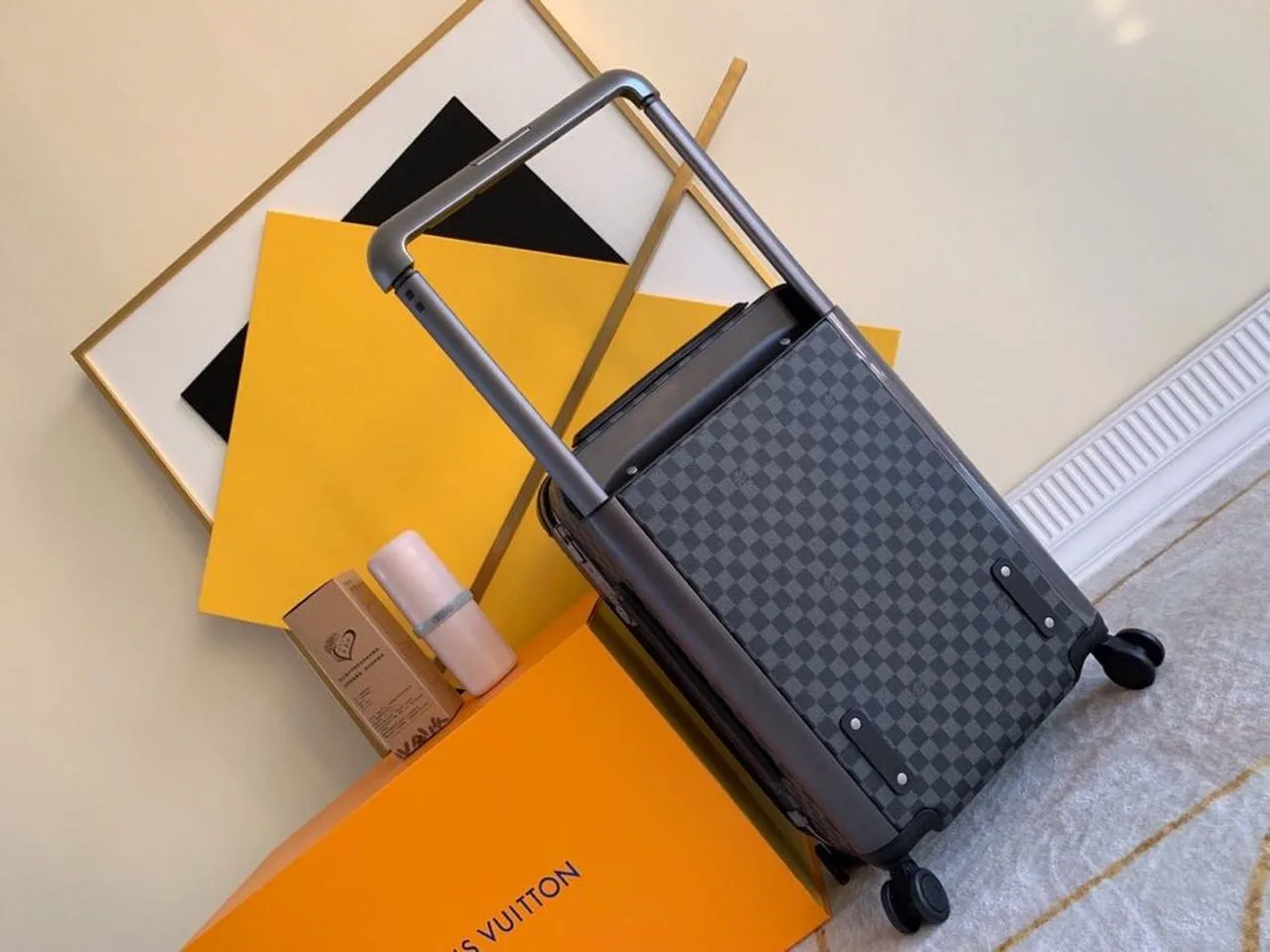 Louis Vuitton Horizon 55 Luggage Trolley Damier Graphite Canvas Spring/Summer 2019 Collection N23209 Black