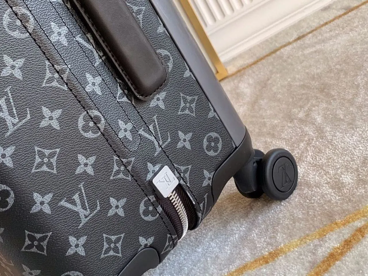 Louis Vuitton Horizon 55 Luggage Trolley Monogram Eclipse Canvas Spring/Summer 2019 Collection M23002 Black