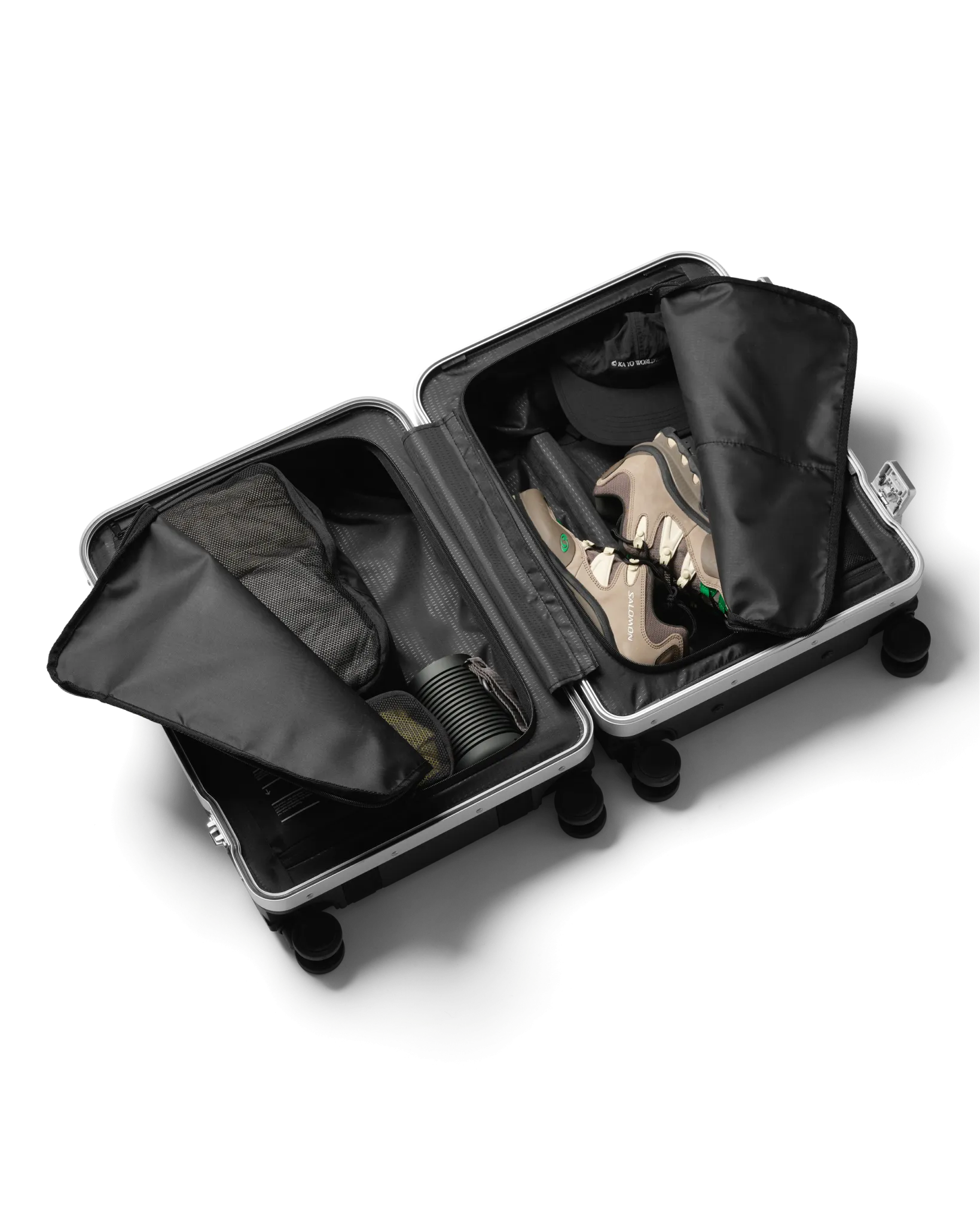 Ramverk Pro Carry-on Black Out
