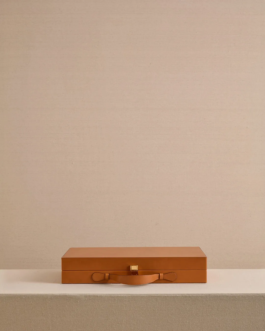 Rear Window Backgammon in Luggage