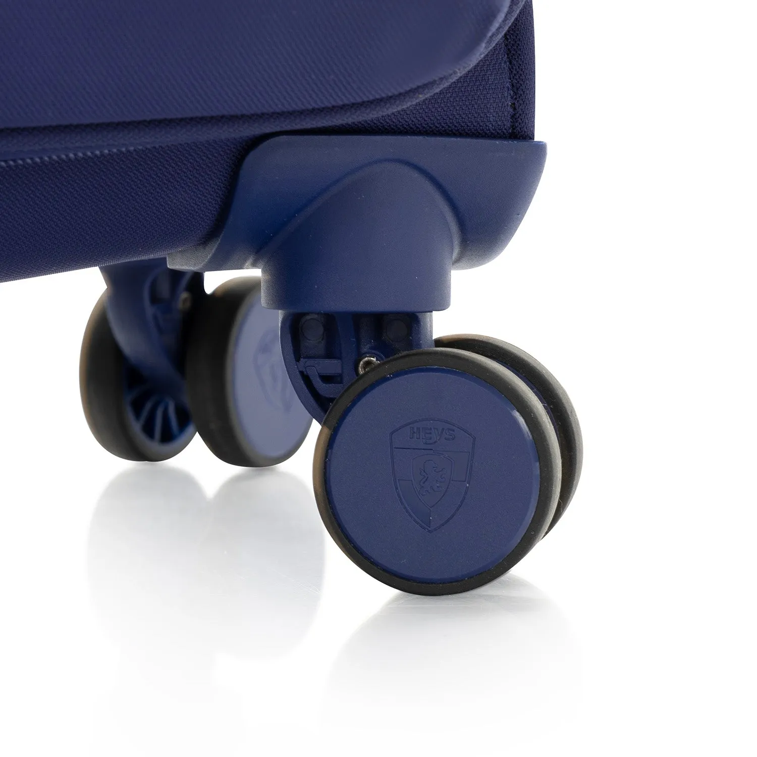Xero Elite 2.0 21 Inch Carry on Luggage | World's Lightest Luggage