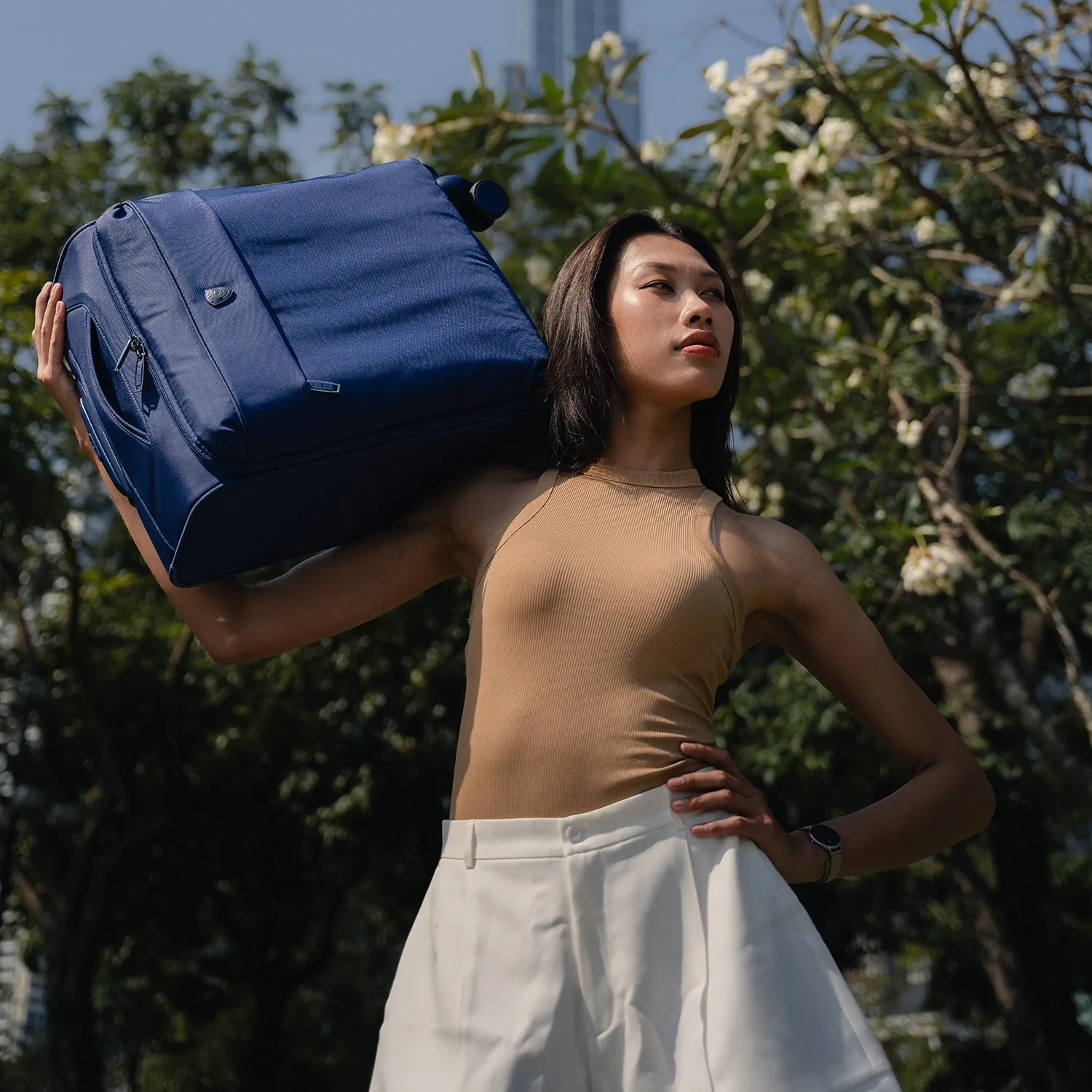 Xero Elite 2.0 21 Inch Carry on Luggage | World's Lightest Luggage