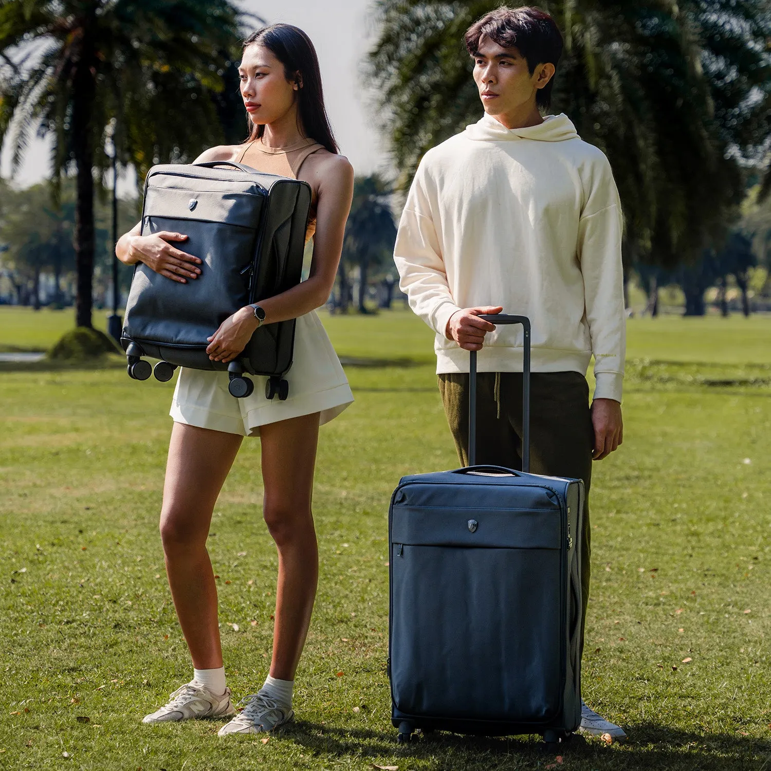 Xero Elite 2.0 21 Inch Carry on Luggage | World's Lightest Luggage