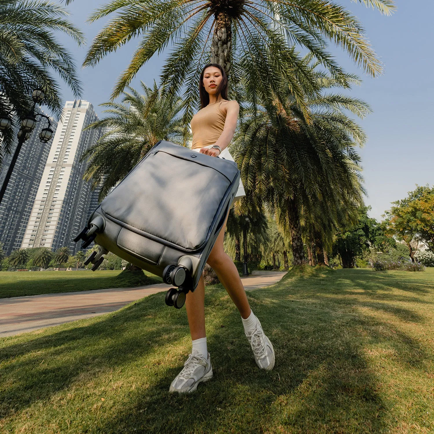 Xero Elite 2.0 26 Inch Luggage | World's Lightest Luggage